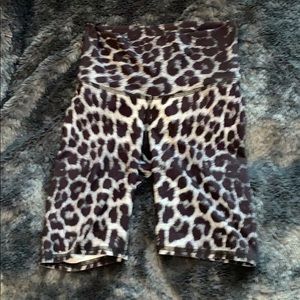 Niyama sol biker shorts